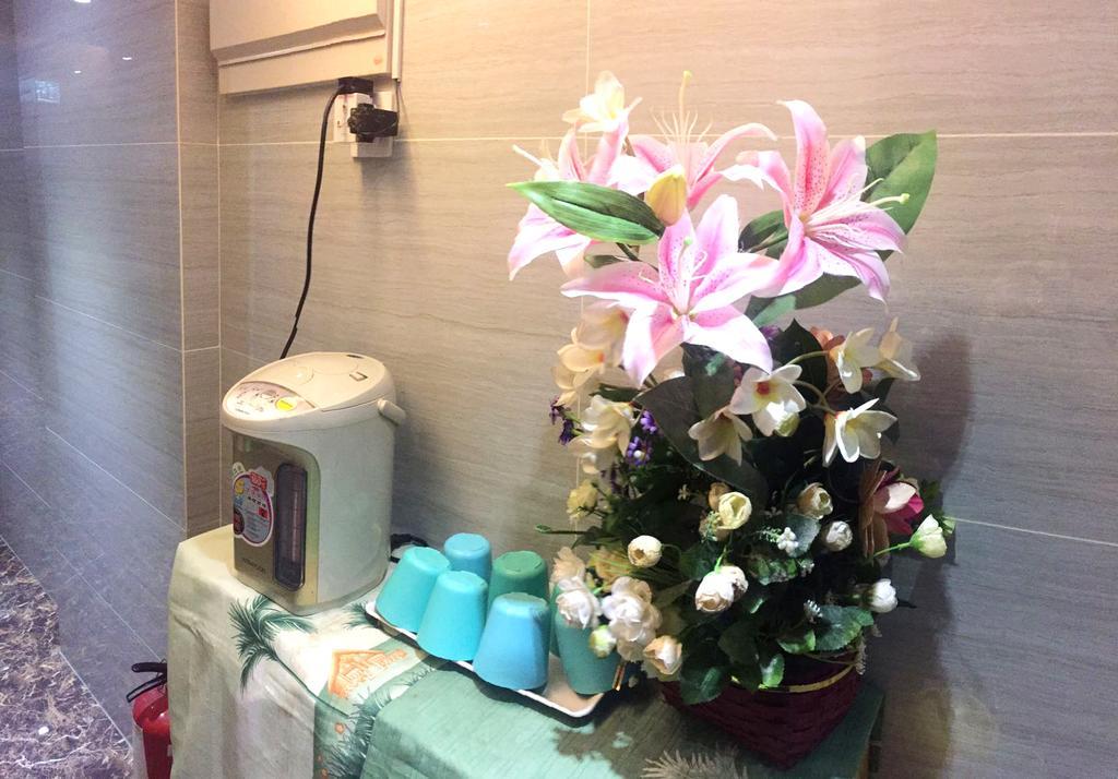 Oi Suen Guesthouse Hong Kong Exterior photo